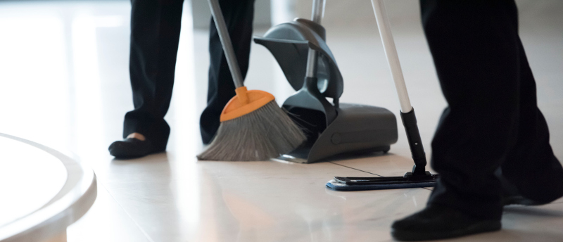 Top 4 Reasons to Consider Commercial Cleaning Services